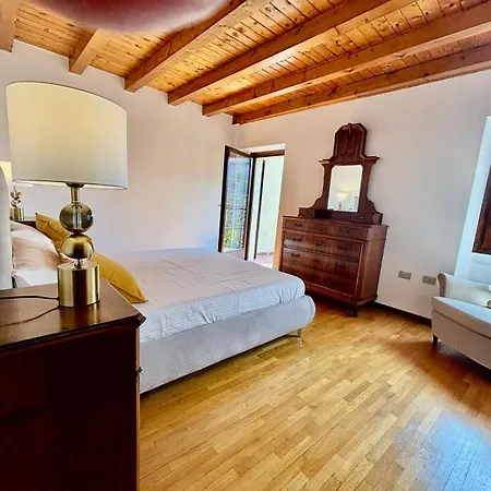 Casa Fiorelena 度假居
