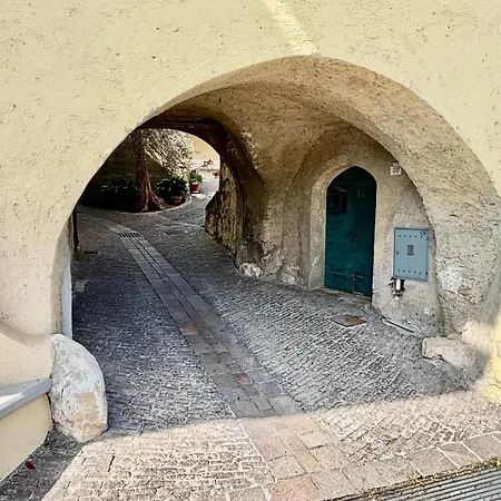 Casa Fiorelena 度假居 *