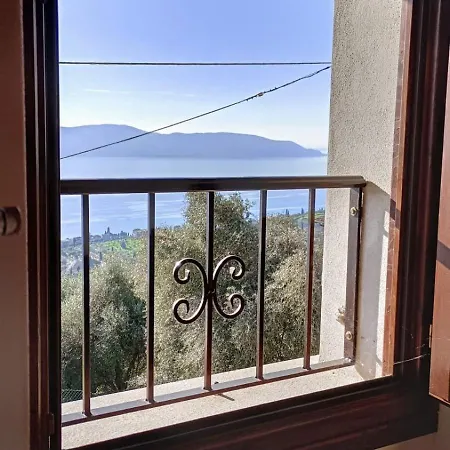 Casa Fiorelena * 加尔尼亚诺