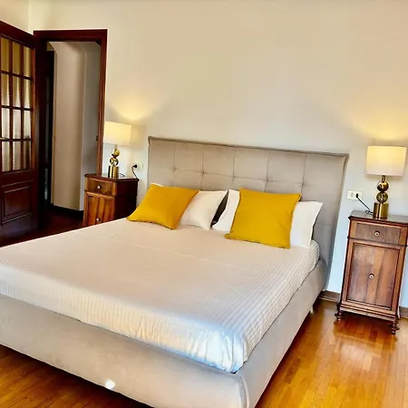 Casa Fiorelena بيت للعطل غارنانو